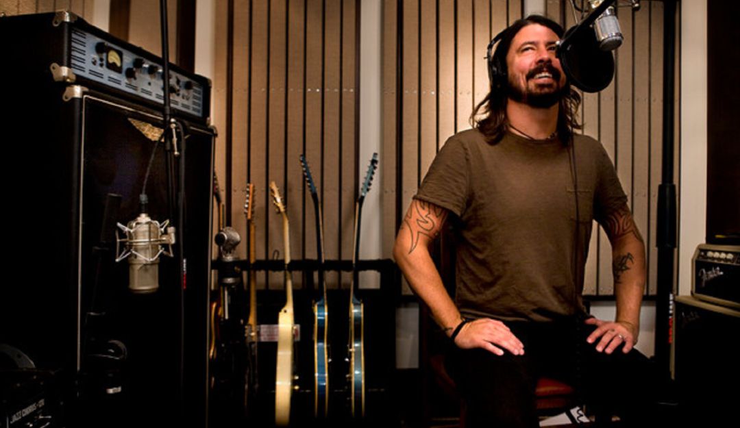 Dave Grohl reaparece luego de un mes de la muerte de Taylor Hawkins Dave Grohl reaparece luego de un mes de la muerte de Taylor Hawkins