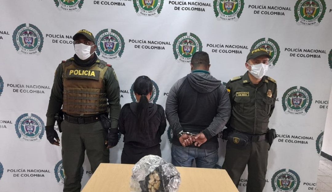 Capturados por presunto tráfico de estupefacientes Capturados por presunto tráfico de estupefacientes