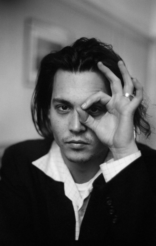 Johnny Depp en su juventud Johnny Depp en su juventud