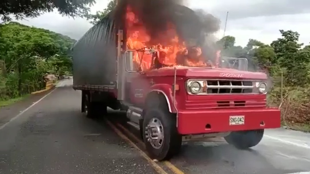 "Una cosa es contarlo y otra vivirlo": conductor afectado por paro armado