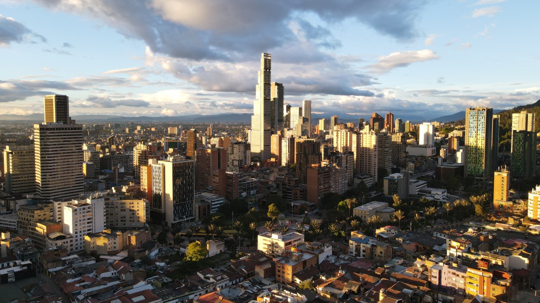 Predios adquiridos para obras del metro de Bogotá han sido vandalizados