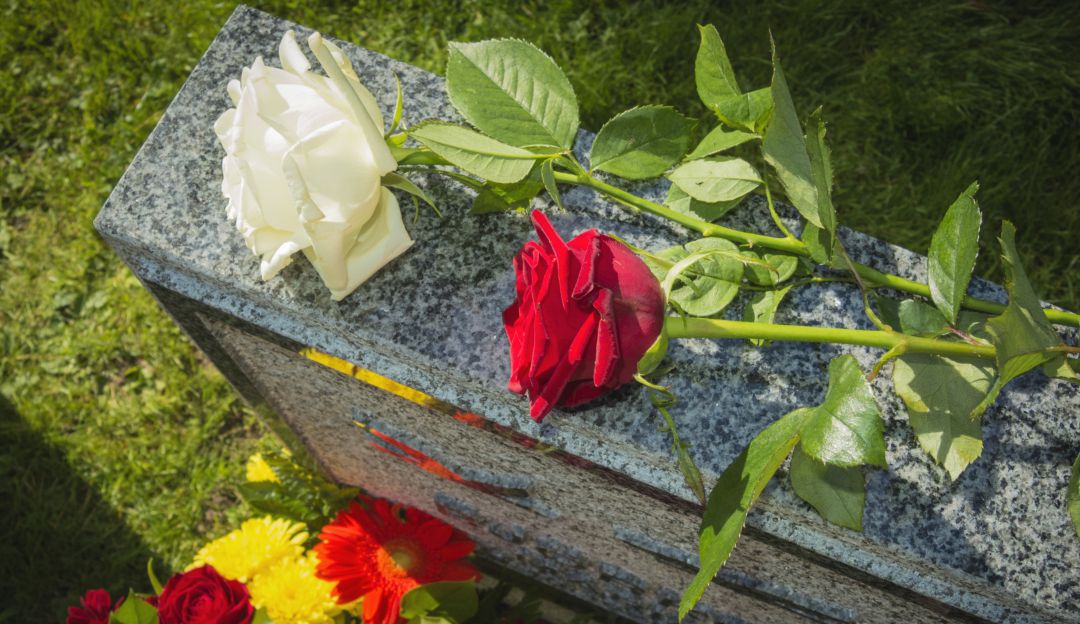 Cuatro muertos y 80 heridos tras avalancha humana en una universidad Cuatro muertos y 80 heridos tras avalancha humana en una universidad