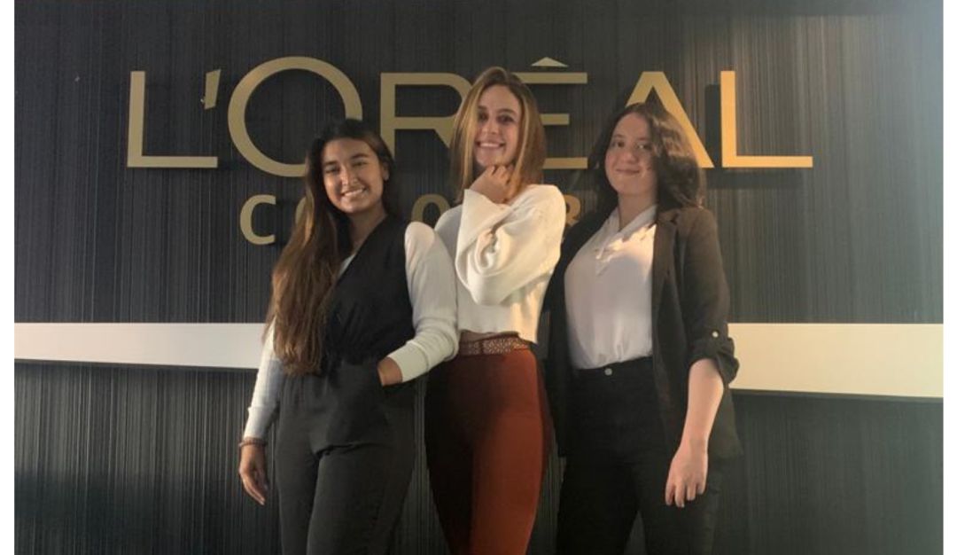 Grupo de emprendedoras ganan premio L'Oréal Brandstorm 2022 Colombia. Grupo de emprendedoras ganan premio L'Oréal Brandstorm 2022 Colombia.