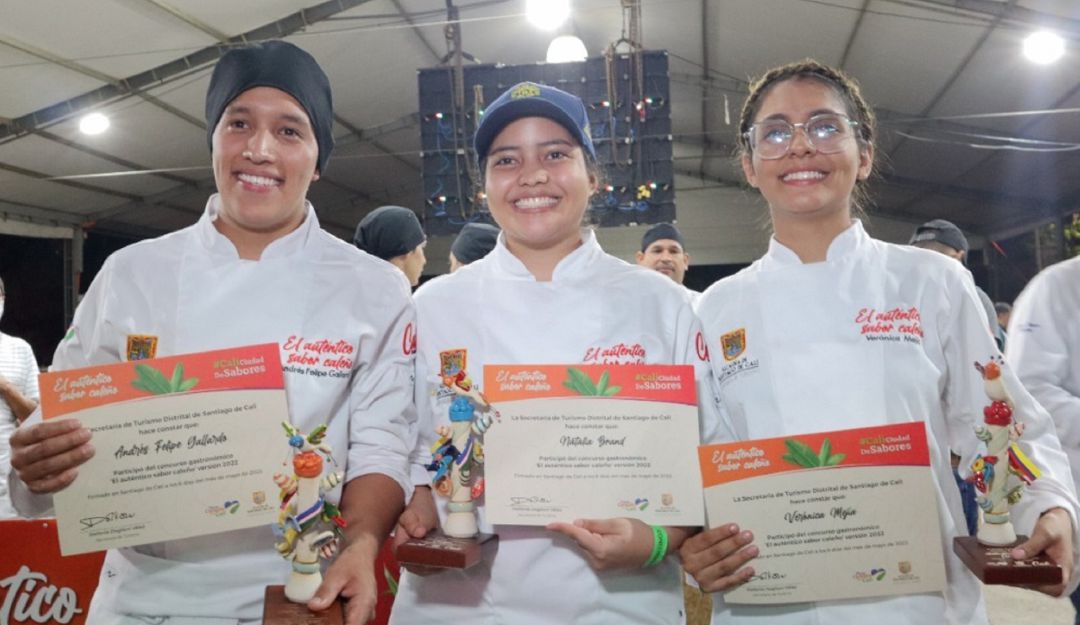 Ganadores: Cocina tradicional -Natalia Brand Vásquez, Cocina Urbana - Verónica Mejía Cabezas y Cocina Migrante -Andrés Felipe Gallardo. Ganadores: Cocina tradicional -Natalia Brand Vásquez, Cocina Urbana - Verónica Mejía Cabezas y Cocina Migrante -Andrés Felipe Gallardo.