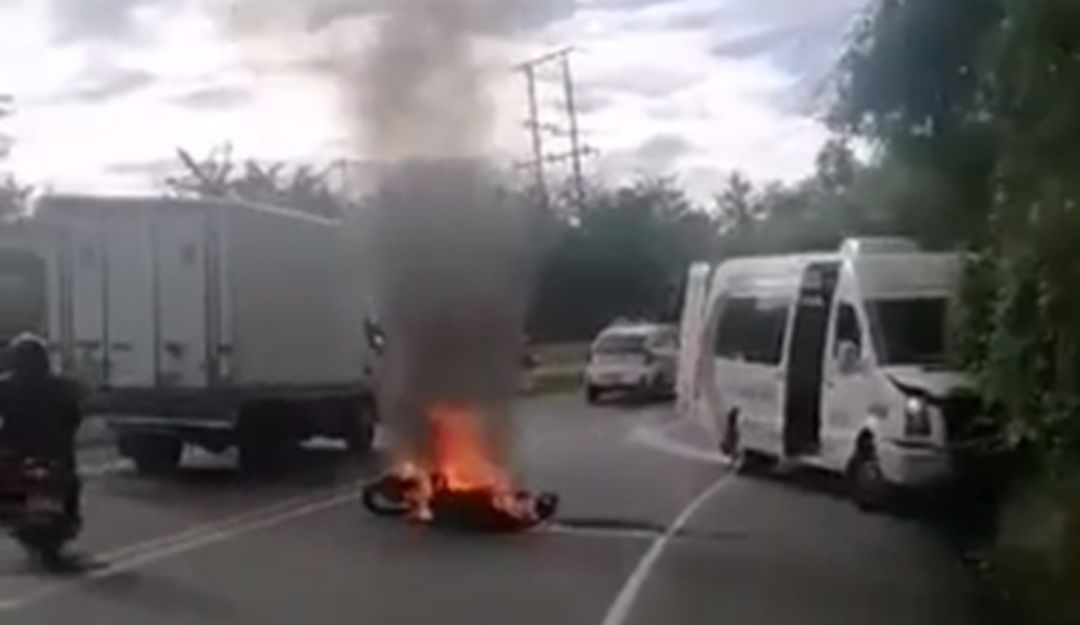 Accidente en la vía Ibagué - El Espinal Accidente en la vía Ibagué - El Espinal