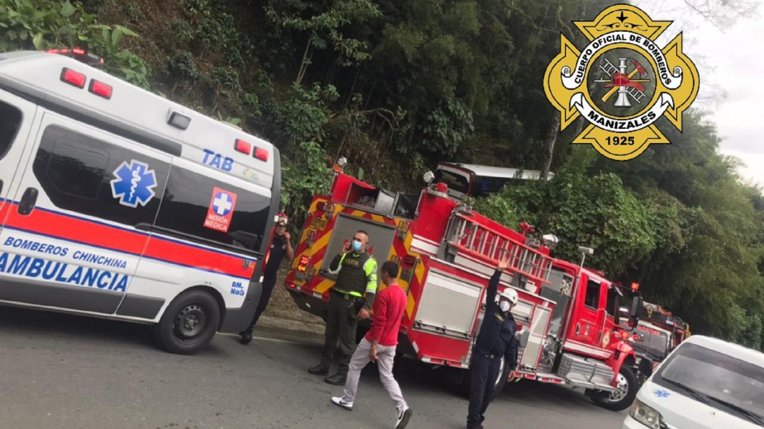 Un bus se queda sin frenos en la antigua vía entre Manizales - Chinchiná