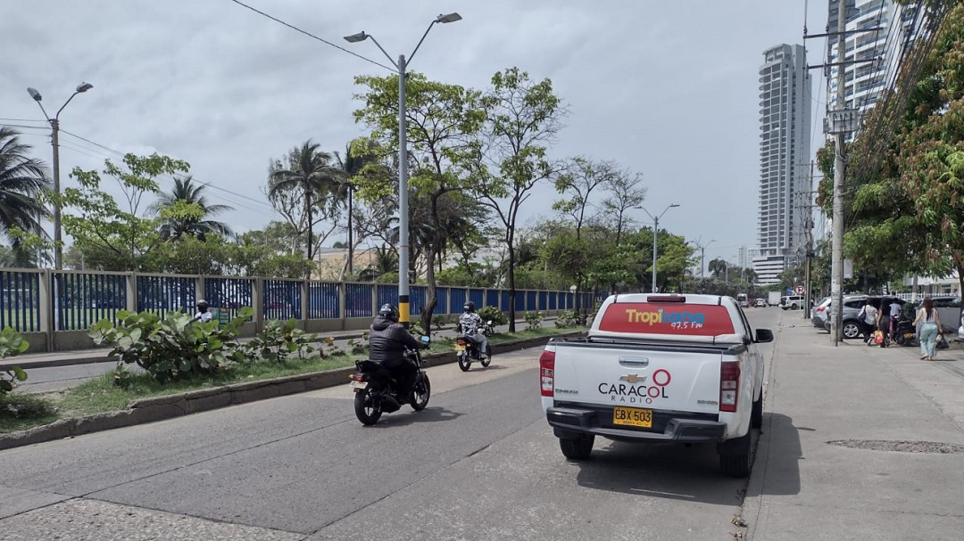 En Bocagrande no quieren tránsito de motos con parrillero