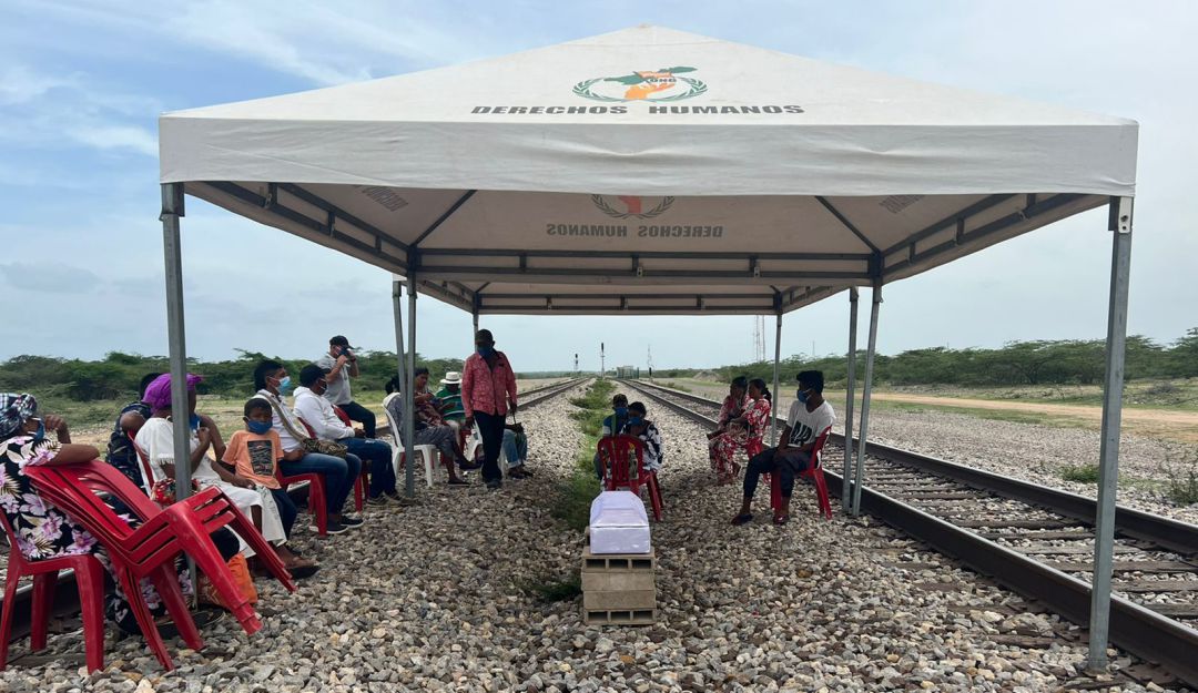 Velación de menor en la vía férrea en La Guajira Velación de menor en la vía férrea en La Guajira