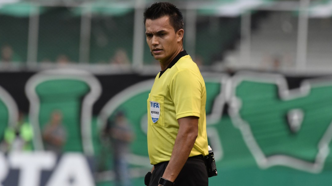 Nicolás Gallo, único representante del arbitraje colombiano en el Mundial