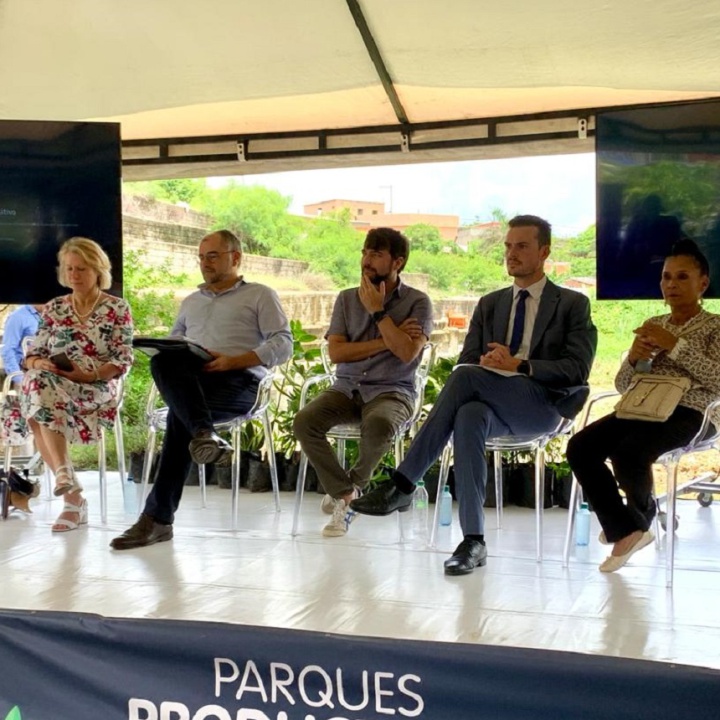 Seguiremos trabajando con los gobiernos colombianos: Embajador de la UE
