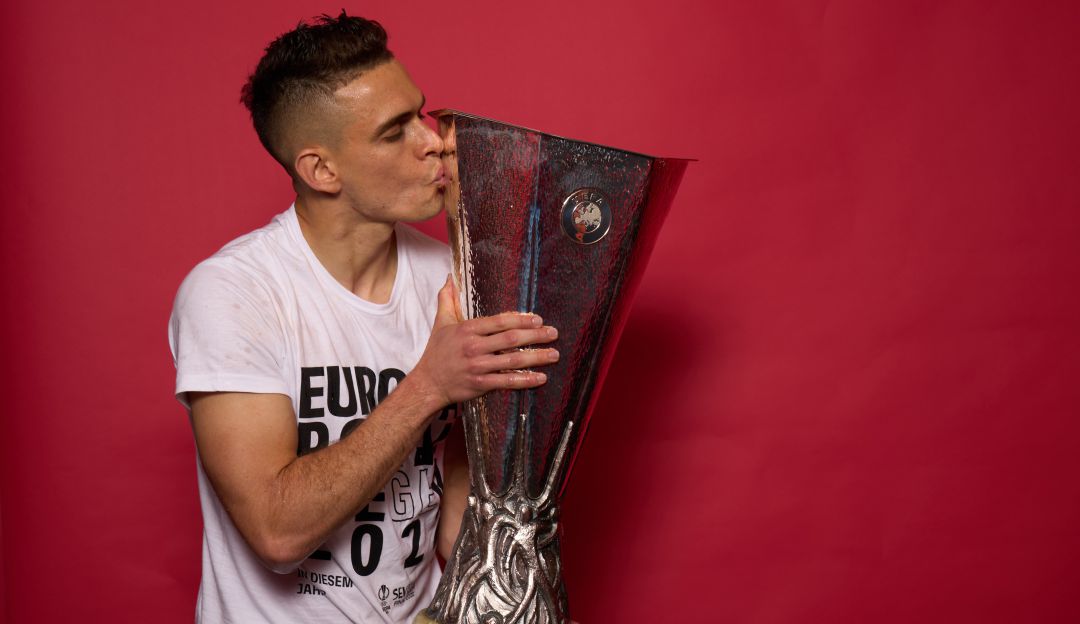 Rafael Santos Borré convirtió cuatro goles en 13 partidos disputados en la Europa League. Rafael Santos Borré convirtió cuatro goles en 13 partidos disputados en la Europa League.