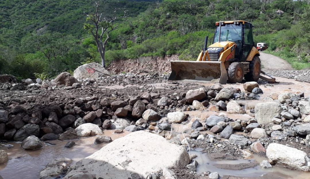 Más de 1200 familias del municipio de Colombia Huila, damnificados por la ola invernal. Más de 1200 familias del municipio de Colombia Huila, damnificados por la ola invernal.