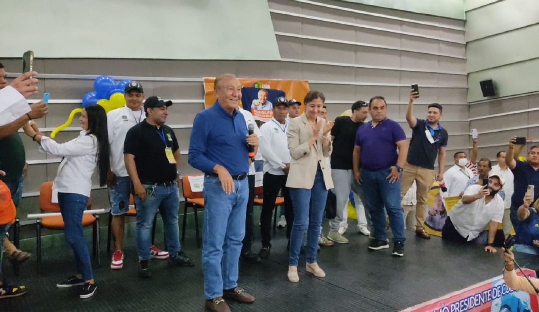 Rodolfo Hernández e Ingrid Betancourt Rodolfo Hernández e Ingrid Betancourt