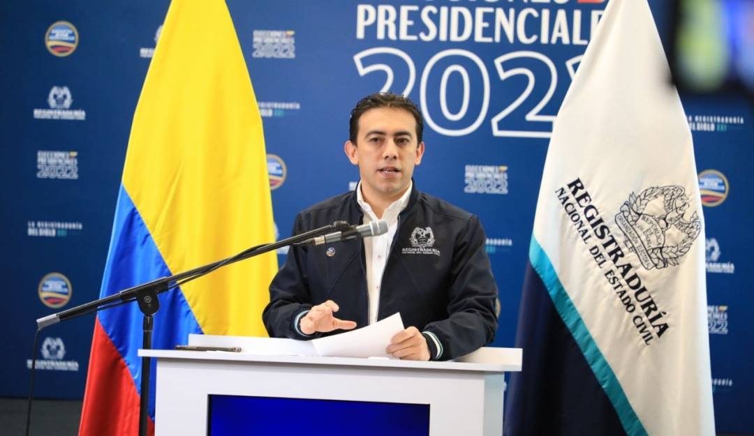 El registrador nacional, Alexander Vega, El registrador nacional, Alexander Vega,