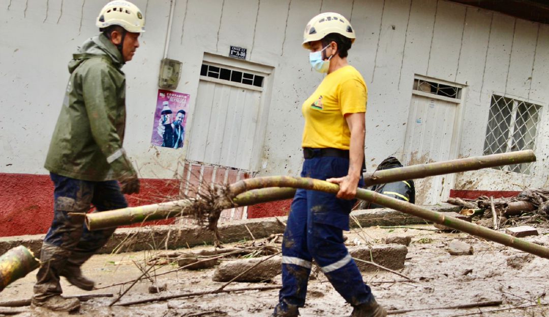 Lluvias afectan varios sectores de Ibagué Lluvias afectan varios sectores de Ibagué