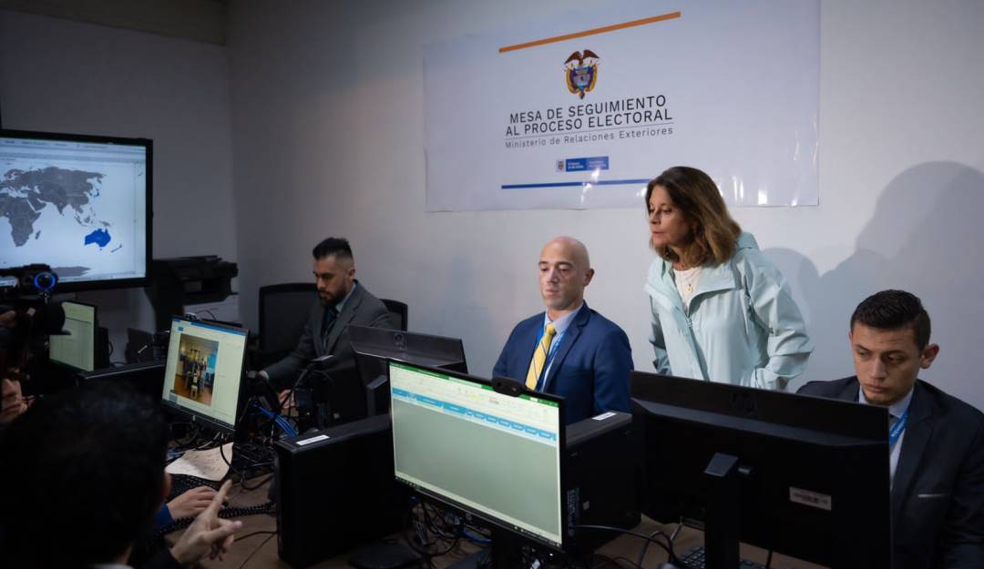 La canciller Marta Lucía Ramírez durante la apertura de la mesa de seguimiento a las elecciones en el exterior. Foto: Cancillería colombiana. La canciller Marta Lucía Ramírez durante la apertura de la mesa de seguimiento a las elecciones en el exterior. Foto: Cancillería colombiana.
