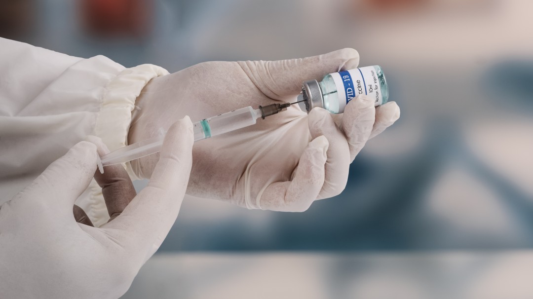 Pfizer en tres dosis para menores de 5 años es efectiva