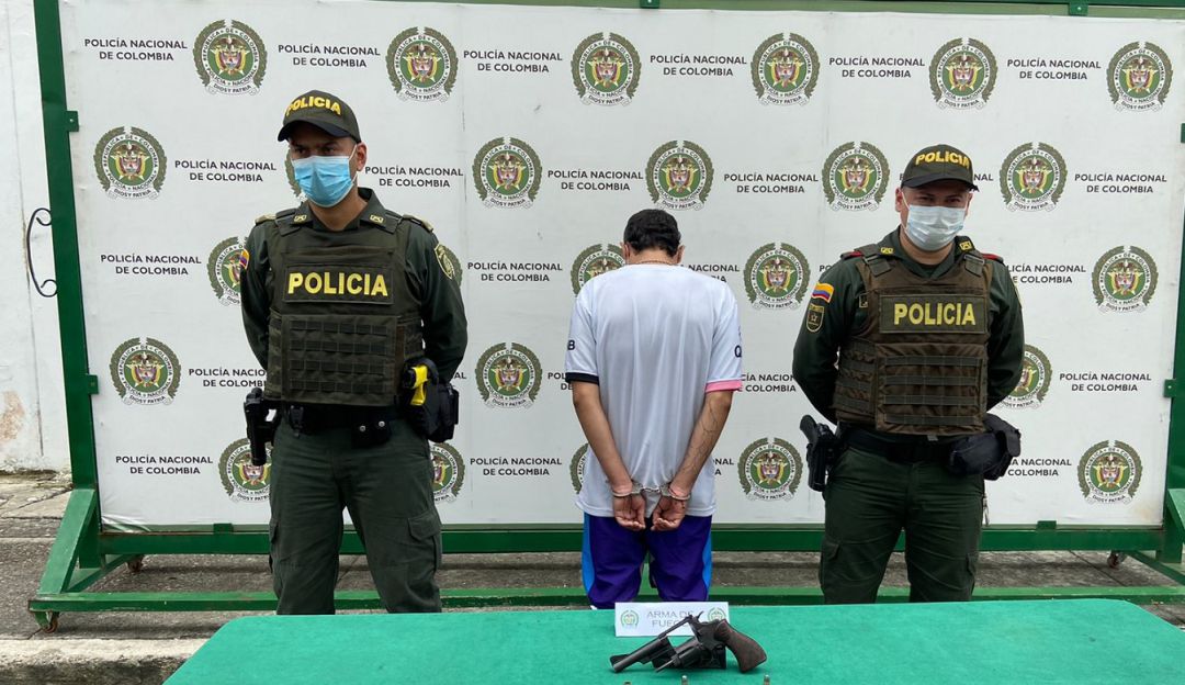 A la cárcel el sicario de la banda delincuencial “Los del Sur”
A la cárcel el sicario de la banda delincuencial “Los del Sur”
