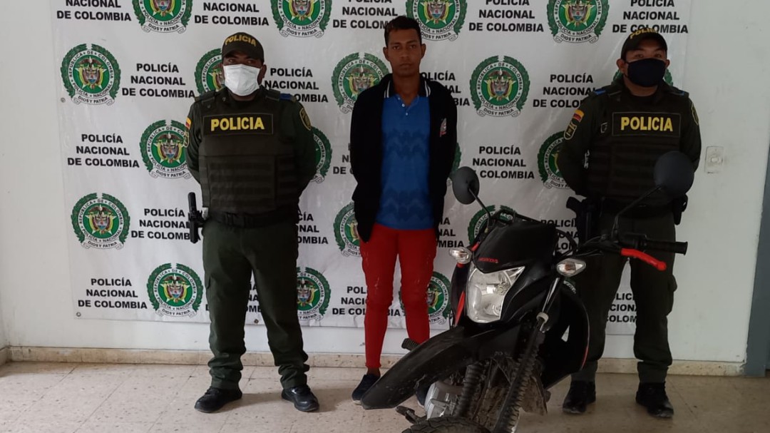 Capturan a un hombre con una moto robada en Pinillos, Bolívar