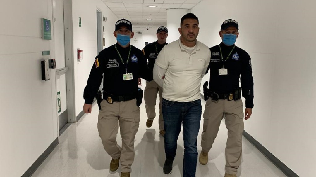 Deportan a Henry Gavilán, partícipe del crimen de un policía en Bogotá