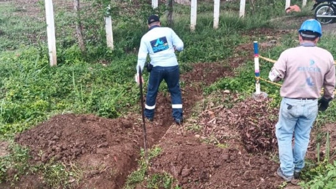 Conexiones ilegales de agua en predio entre Bayunca y Pontezuela