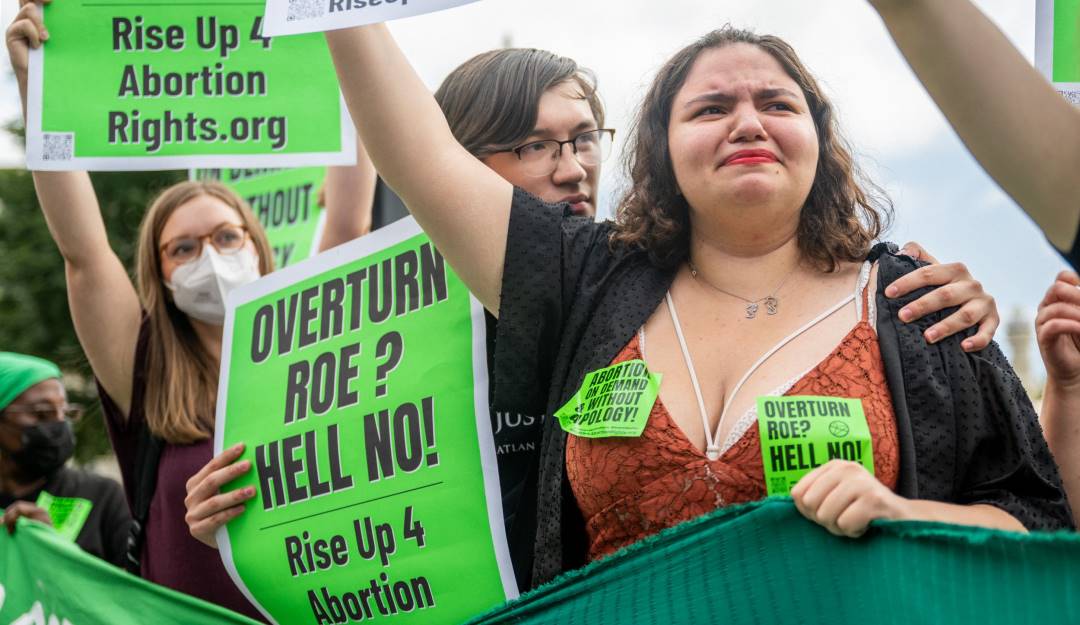 Manifestantes piden que no se derogue la sentencia Roe v. Wade. Foto: Getty Manifestantes piden que no se derogue la sentencia Roe v. Wade. Foto: Getty