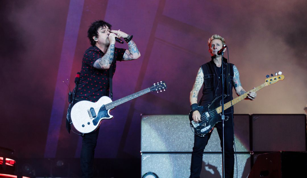Joe Armstrong de Green Day, renunciará a su ciudadanía por fallo del aborto Joe Armstrong de Green Day, renunciará a su ciudadanía por fallo del aborto