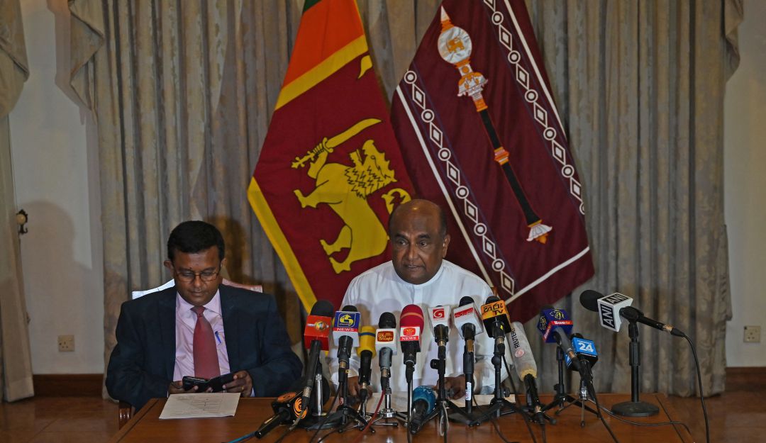 Presidente del Parlamento de Sri Lanka, Mahinda Yapa Abeywardene. Presidente del Parlamento de Sri Lanka, Mahinda Yapa Abeywardene.