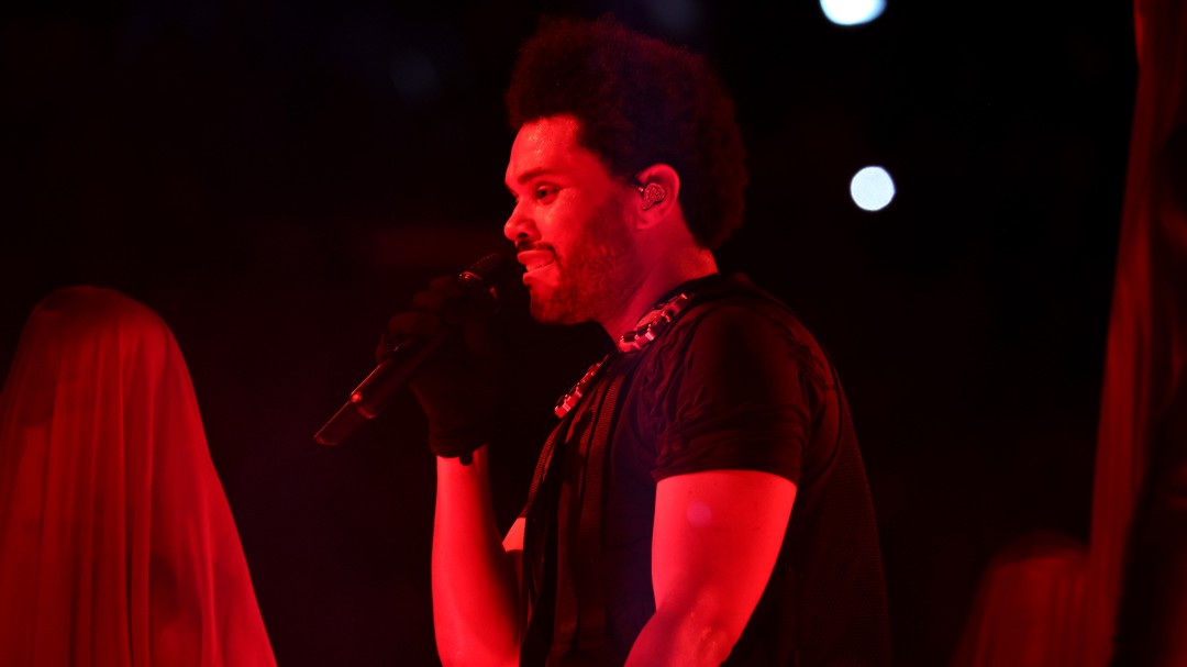 The Weeknd crea una casa embrujada para los parques temáticos de Universal