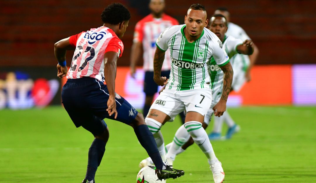 Jarlan Barrera podría ser sancionados por provocar a los hinchas de Junior, su antiguo equipo. Jarlan Barrera podría ser sancionados por provocar a los hinchas de Junior, su antiguo equipo.