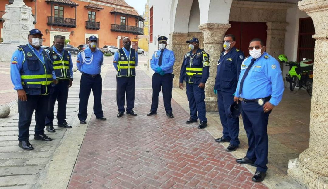Agentes de tránsito Agentes de tránsito