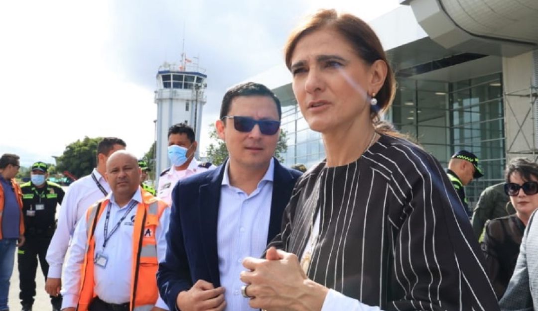Entregan modernas obras, pero sin torre de control en el aeropuerto de Popayán Entregan modernas obras, pero sin torre de control en el aeropuerto de Popayán