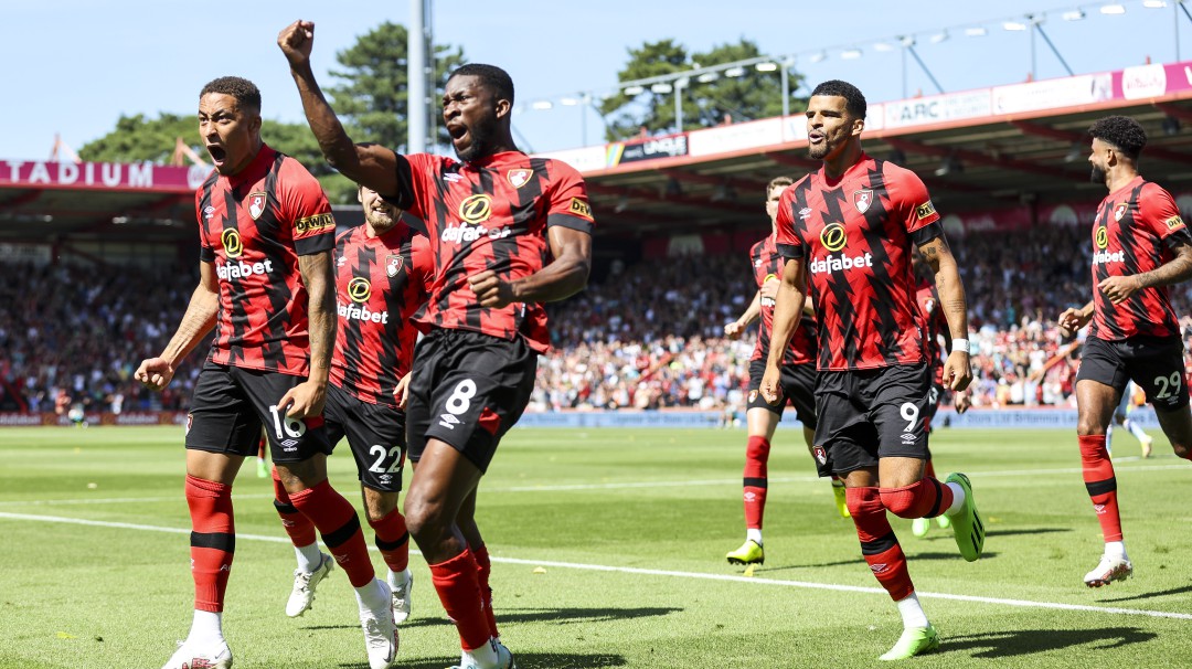 Jefferson Lerma abrió la victoria del Bournemouth en regreso a la Premier