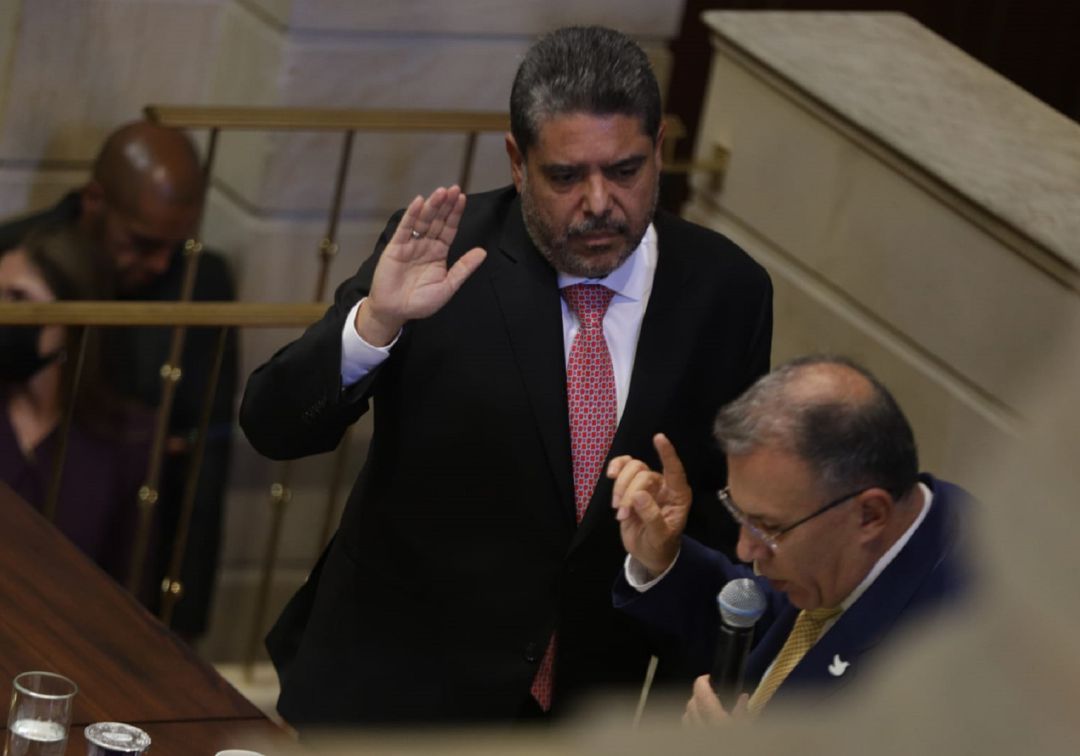 Tras ser electo, contralor Rodríguez propuso cambiar método de elección de su cargo