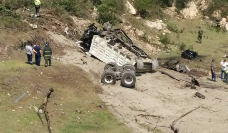 Tres muertos y dos heridos deja accidente de tránsito en Cundinamarca ...