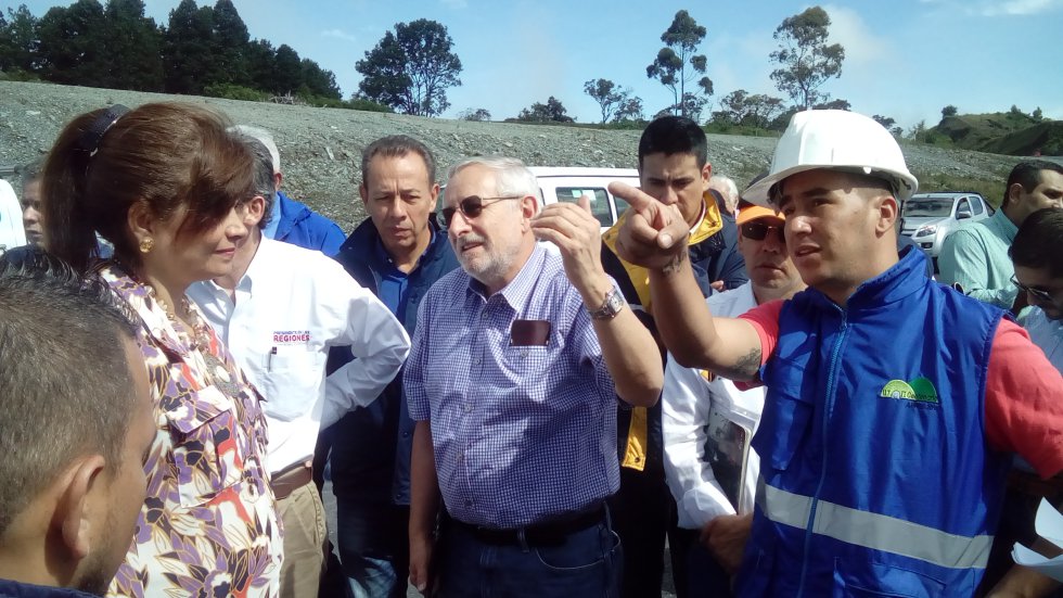 Contratistas de la Unión Temporal Segundo Centenario explican como avanzan obras de mitigación ambiental del túnel de la Línea Contratistas de la Unión Temporal Segundo Centenario explican como avanzan obras de mitigación ambiental del túnel de la Línea