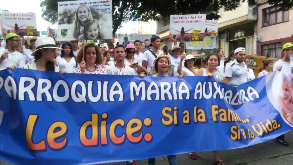 Las comunidades católicas le dijeron sí a la familia Las comunidades católicas le dijeron sí a la familia
