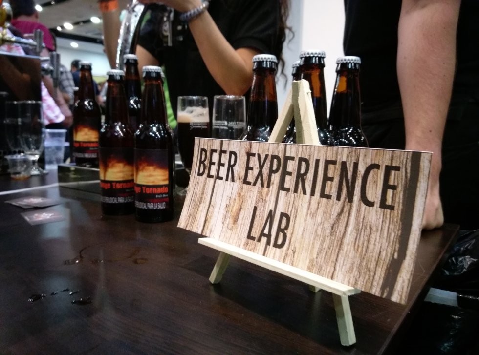 Cervecerías de Bogotá y de otras ciudades del país se hicieron presentes en el encuentro que tuvo su primera edición durante el año 2014 en Neiva. Cervecerías de Bogotá y de otras ciudades del país se hicieron presentes en el encuentro que tuvo su primera edición durante el año 2014 en Neiva.