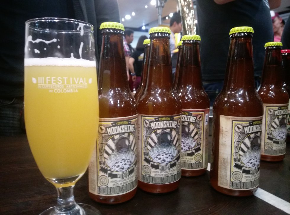 Según cálculos de la Asociación colombiana de cerveceros Artesanales, en el país actualmente hay más de 100 empresas artesanales, que según ellos, lamentablemente no representan más del 1% de la cerveza producida en el país. Según cálculos de la Asociación colombiana de cerveceros Artesanales, en el país actualmente hay más de 100 empresas artesanales, que según ellos, lamentablemente no representan más del 1% de la cerveza producida en el país.