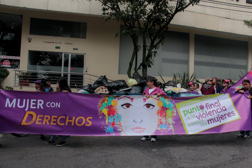 A propósito del Día Internacional de la Mujer, hoy 8 de marzo, por Chapinero se realizó un paseo en bicicletas en el que personas defendieron los derechos de las mujeres. A propósito del Día Internacional de la Mujer, hoy 8 de marzo, por Chapinero se realizó un paseo en bicicletas en el que personas defendieron los derechos de las mujeres.