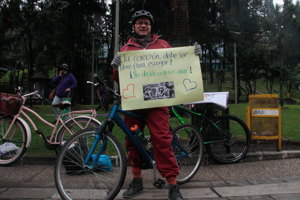 A propósito del Día Internacional de la Mujer, hoy 8 de marzo, por Chapinero se realizó un paseo en bicicletas en el que personas defendieron los derechos de las mujeres. A propósito del Día Internacional de la Mujer, hoy 8 de marzo, por Chapinero se realizó un paseo en bicicletas en el que personas defendieron los derechos de las mujeres.