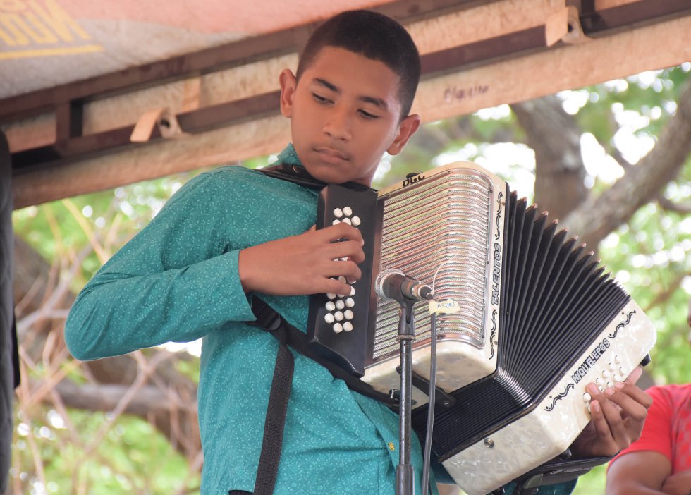 En el escenario del Parque El Helado 57 jóvenes mostraron su talento. En el escenario del Parque El Helado 57 jóvenes mostraron su talento.