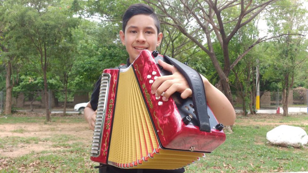 En el escenario del Parque El Helado 57 jóvenes mostraron su talento. En el escenario del Parque El Helado 57 jóvenes mostraron su talento.