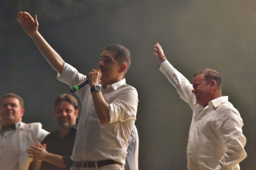 También, actuaron Los Niños del Vallenato, los cantantes Jorge Celedón, Iván Villazón, Peter Manjarrés y hasta el recién fallecido Martín Elías en un performance audiovisual. También, actuaron Los Niños del Vallenato, los cantantes Jorge Celedón, Iván Villazón, Peter Manjarrés y hasta el recién fallecido Martín Elías en un performance audiovisual.