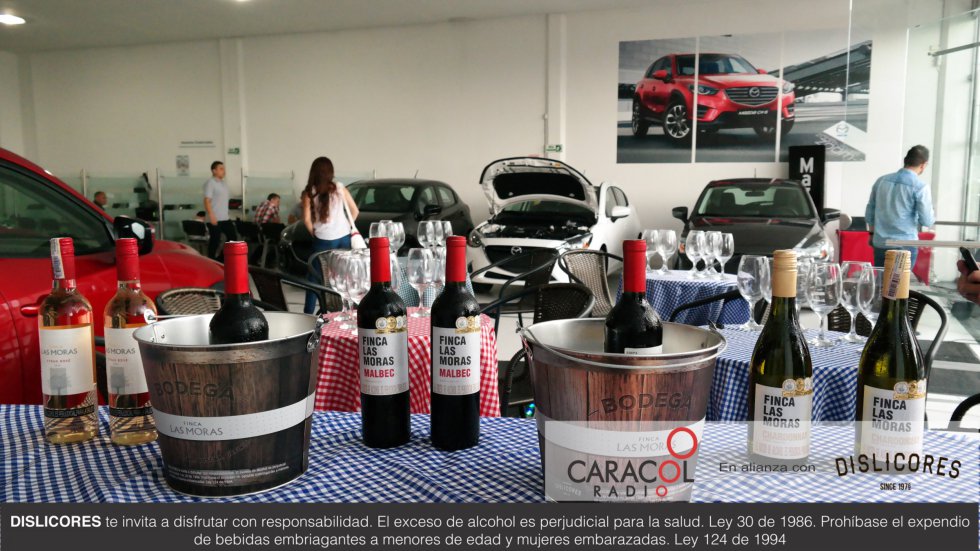Por diferentes lugares del Eje Cafetero como los restaurantes Caminito, Belia y el concesionario Mazautos de Pereira, ha pasado la ruta del Vino que ofrece Caracol Radio y Dislicores. Por diferentes lugares del Eje Cafetero como los restaurantes Caminito, Belia y el concesionario Mazautos de Pereira, ha pasado la ruta del Vino que ofrece Caracol Radio y Dislicores.