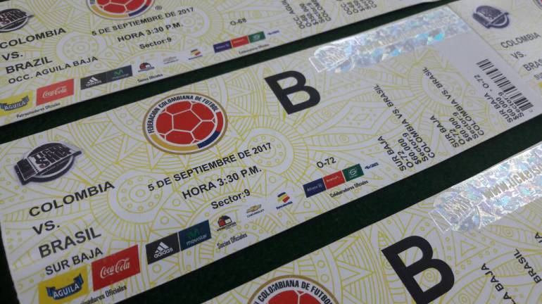 Turistas denuncian presunta estafa con boletas para el partido Colombia-Brasil  | Barranquilla | Caracol Radio