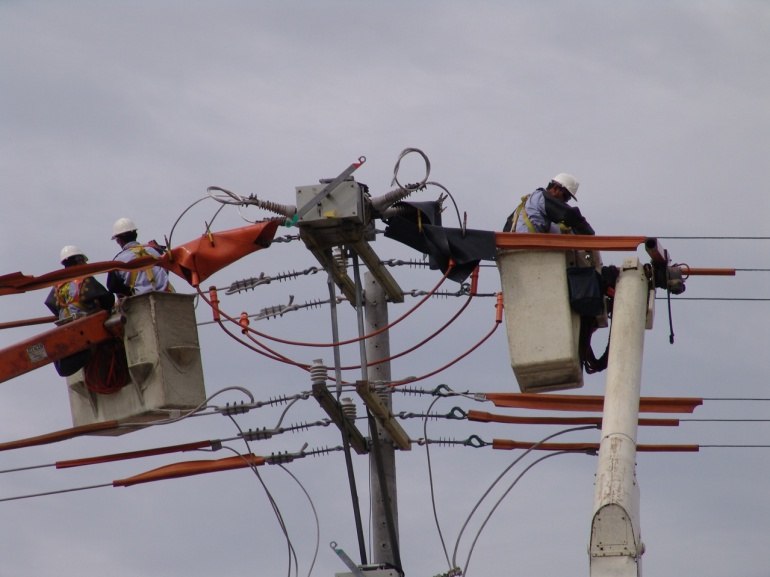 Suspensión de la energía en Barranquilla Más de 100 barrios de