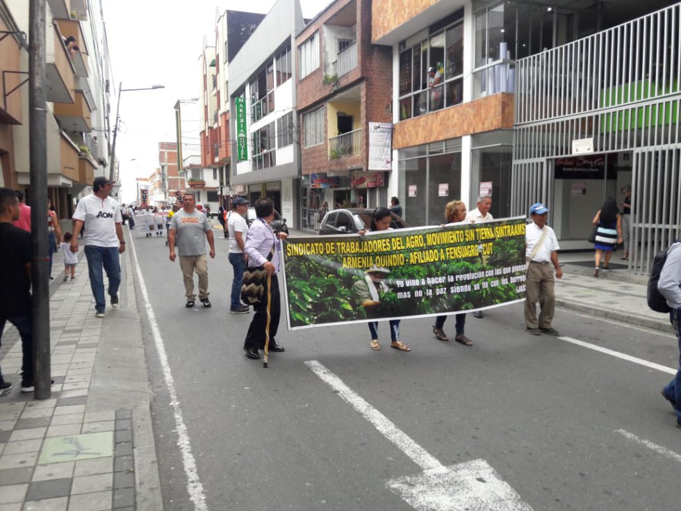 Campesinos también apoyaron la movilización Campesinos también apoyaron la movilización