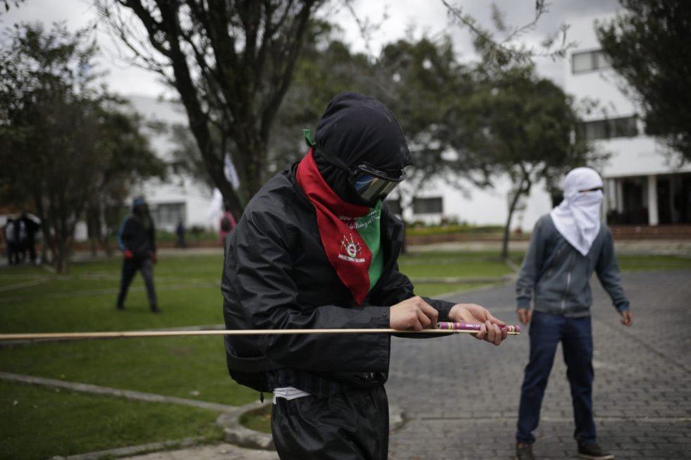 Disturbios en la Universidad Nacional y Plaza de Bolivar durante Paro Nacional. Disturbios en la Universidad Nacional y Plaza de Bolivar durante Paro Nacional.