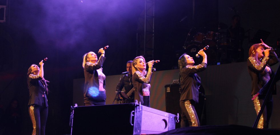 Muchos recordaron y cantaron las canciones a todo pulmón. Muchos recordaron y cantaron las canciones a todo pulmón.